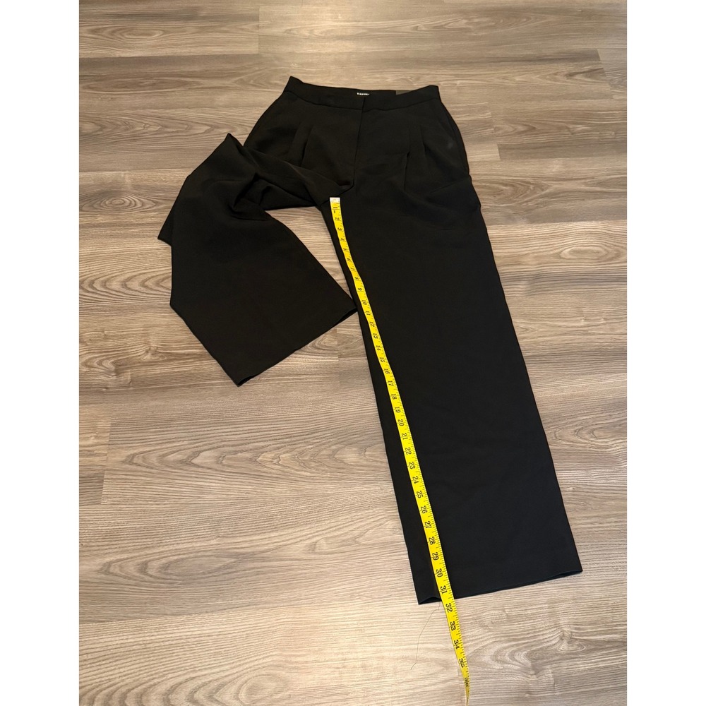 Express Black Wide Leg Super High Rise Pleated Dress Pants size 4 NWT - Picture 3 of 8